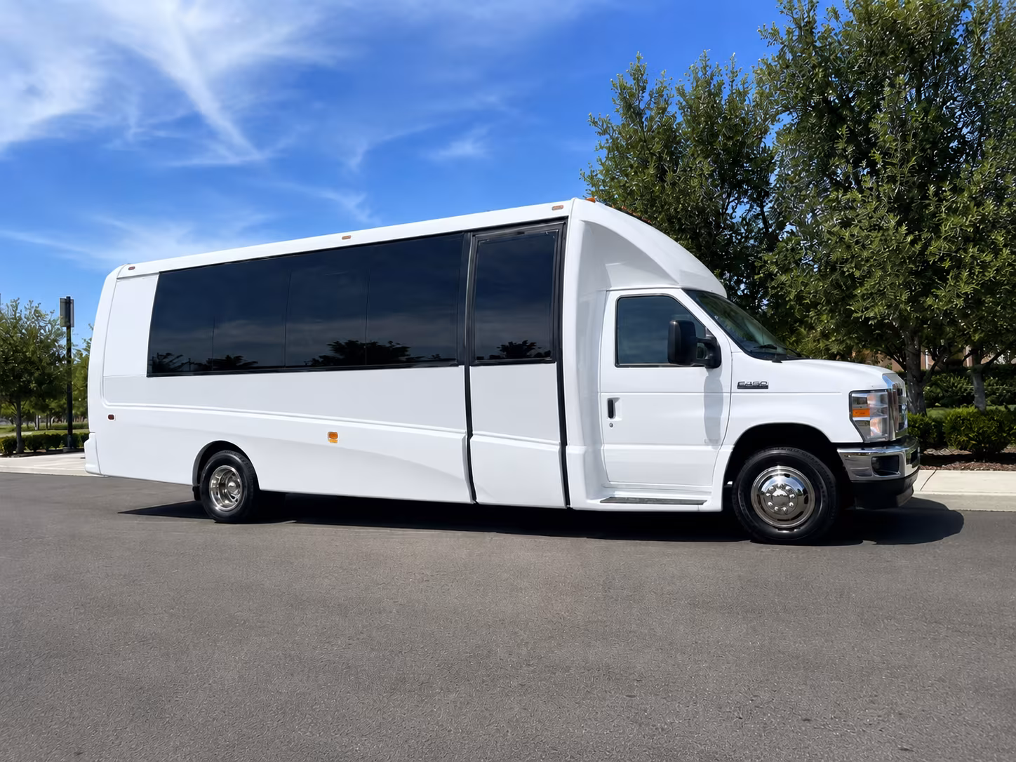 corporate airport transfer buses to east texas regional airport