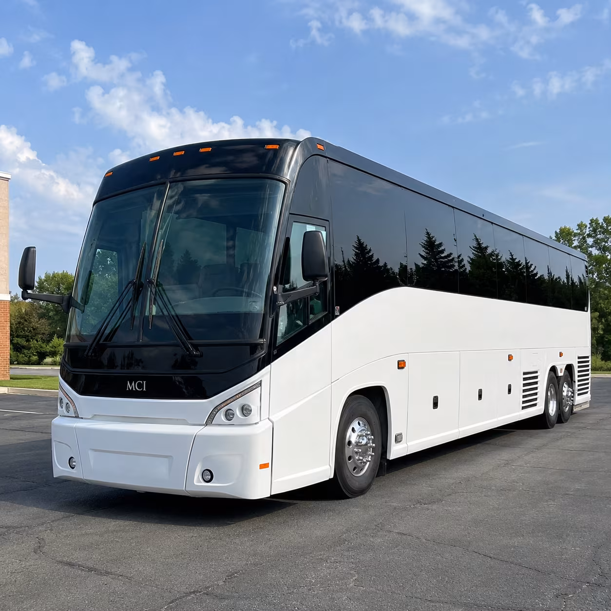 hotel to airport shuttle buses for longview convention and event groups