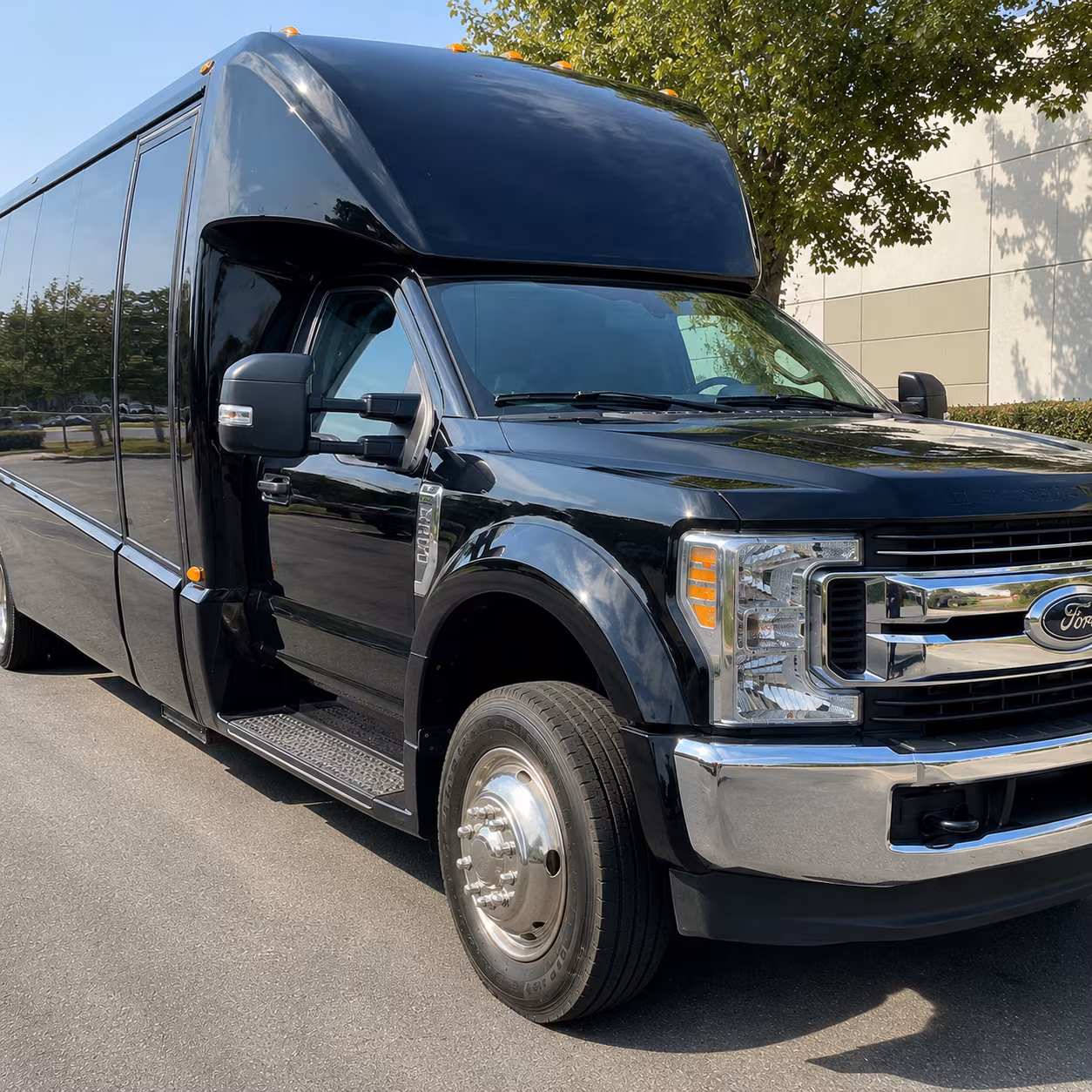 long distance charter buses from longview to houston texans and astros games