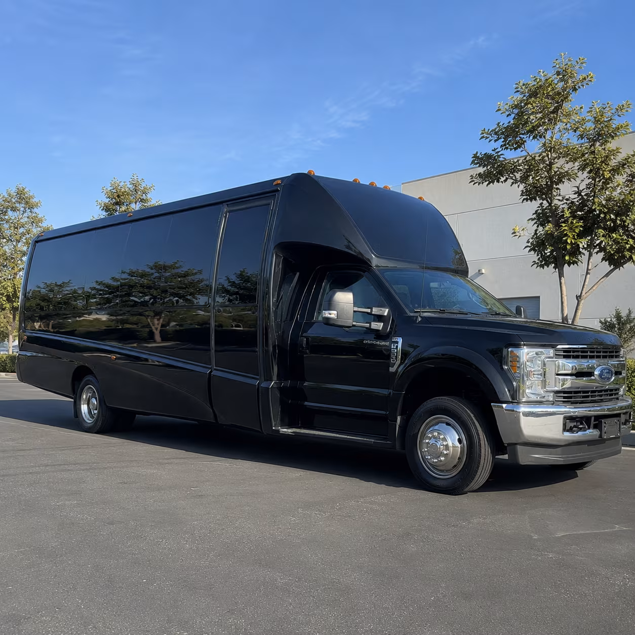 party buses for longview bridal parties and bachelor or bachelorette weekends